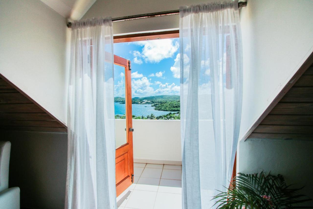 The Hideaway At Hughes Point Ξενοδοχείο Freetown Village Εξωτερικό φωτογραφία
