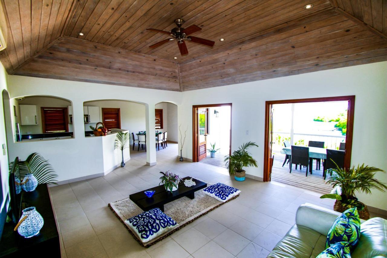 The Hideaway At Hughes Point Ξενοδοχείο Freetown Village Εξωτερικό φωτογραφία