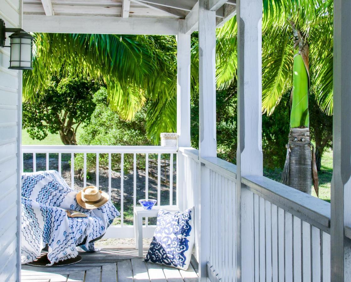 The Hideaway At Hughes Point Ξενοδοχείο Freetown Village Εξωτερικό φωτογραφία